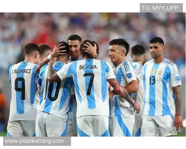 阿根廷足球传奇的传承与辉煌几代明星的故事与成就